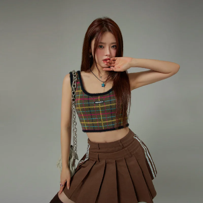 CroptopdeviceU-Neck Check Sleeveless Crop Top